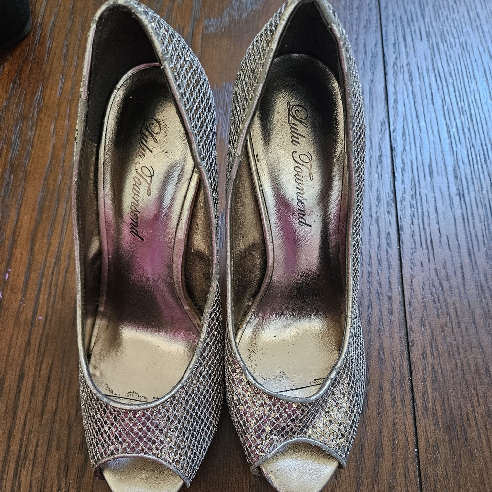 Lady's night dressy heels shoes-size: 7- color:Silver
